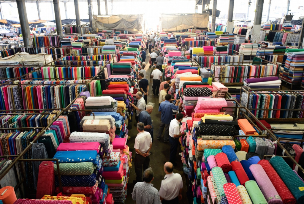 Bustling Zhongda Fabric Market in Guangzhou – the core of the China apparel supply chain where global brands source premium materials daily.